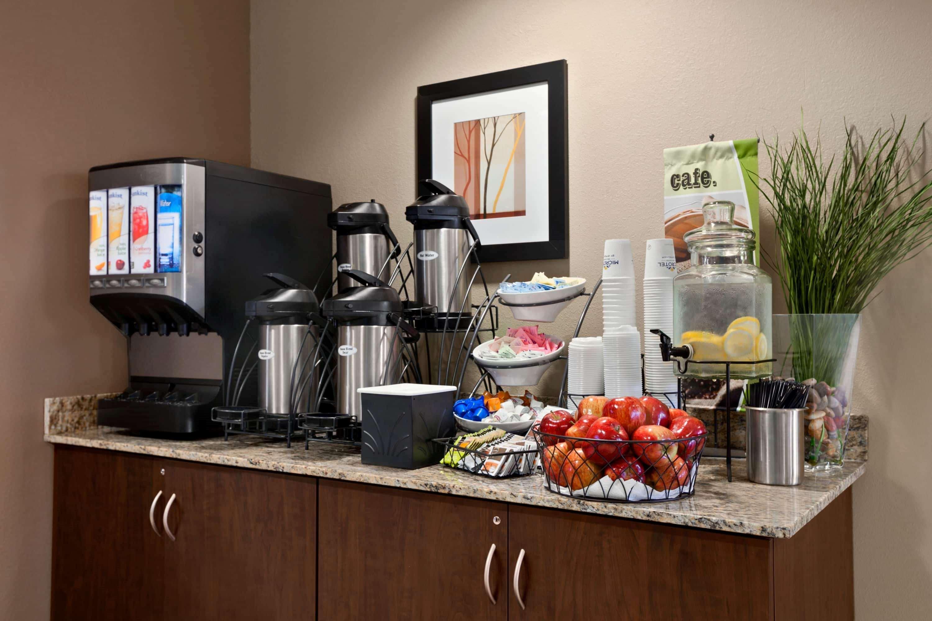 Microtel Inn & Suites By Wyndham St Clairsville - Wheeling St. Clairsville Екстериор снимка