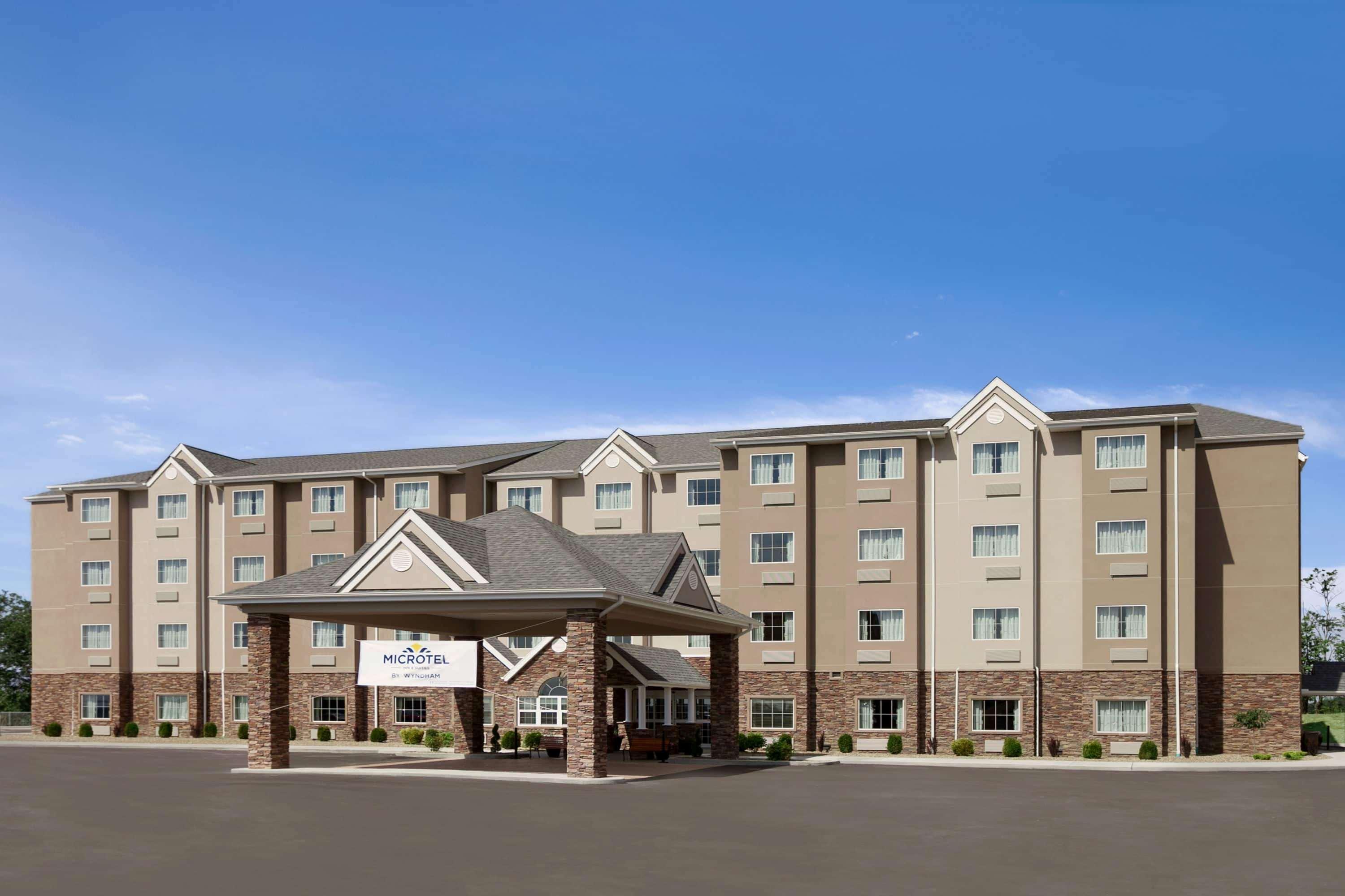 Microtel Inn & Suites By Wyndham St Clairsville - Wheeling St. Clairsville Екстериор снимка