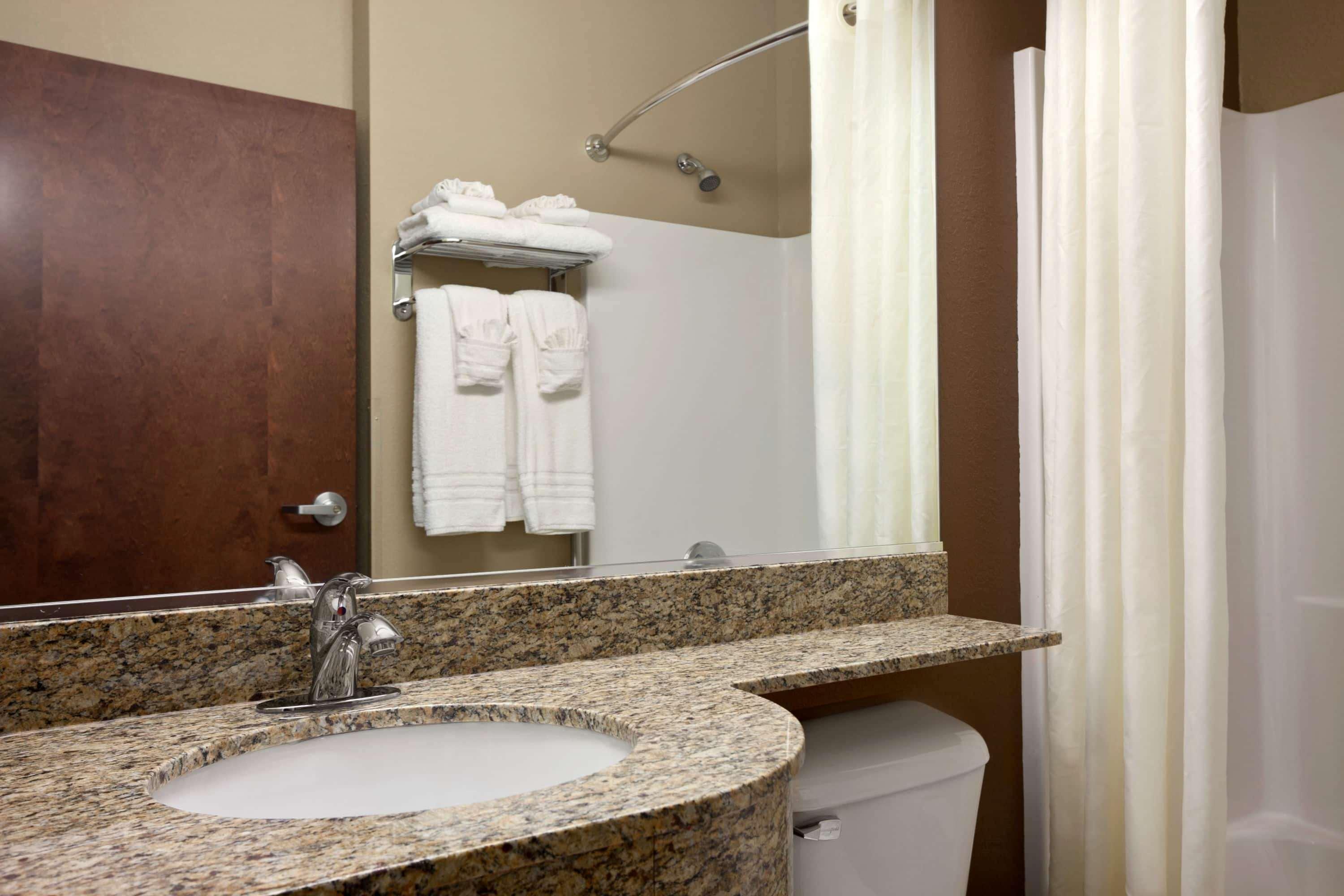 Microtel Inn & Suites By Wyndham St Clairsville - Wheeling St. Clairsville Екстериор снимка