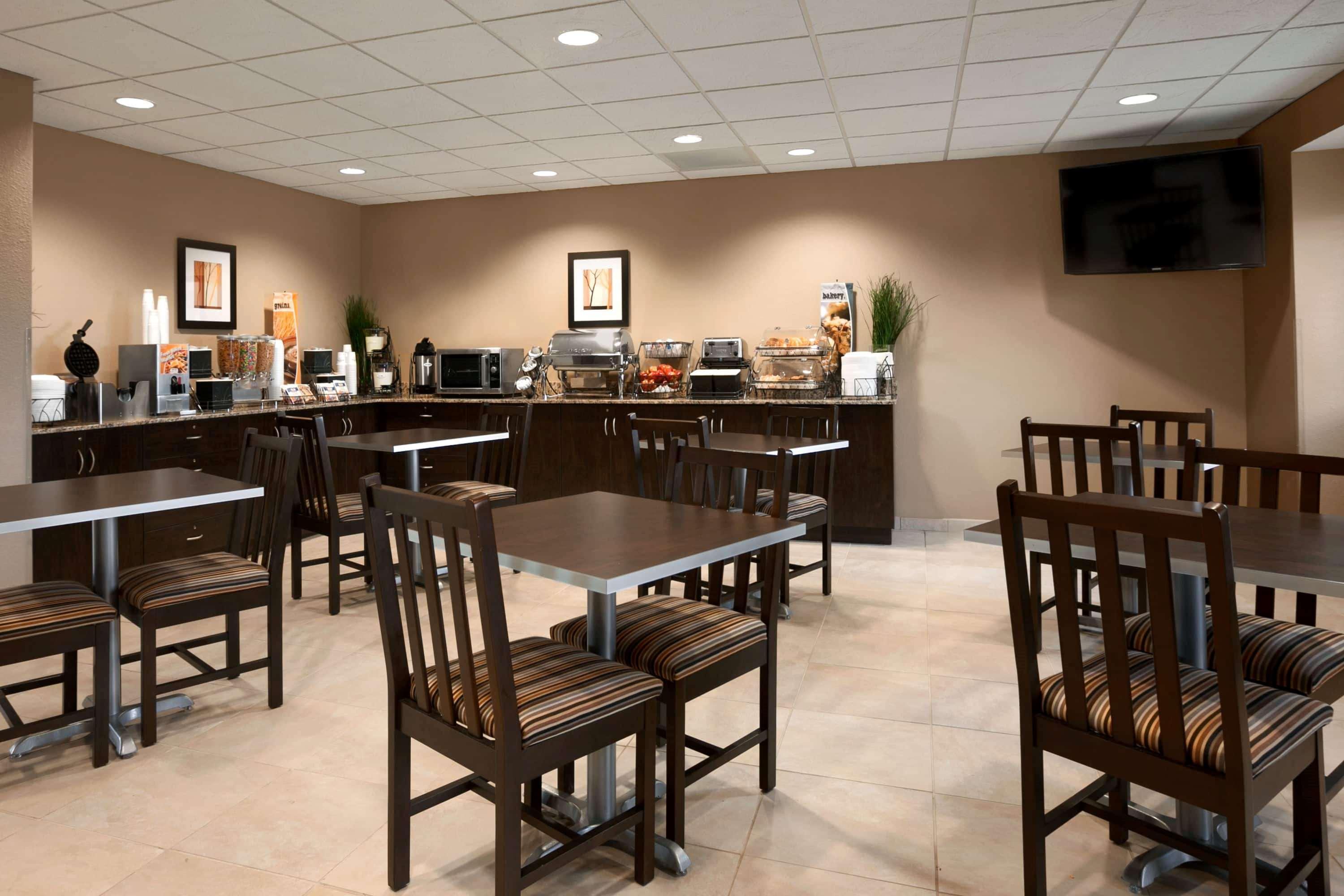 Microtel Inn & Suites By Wyndham St Clairsville - Wheeling St. Clairsville Екстериор снимка