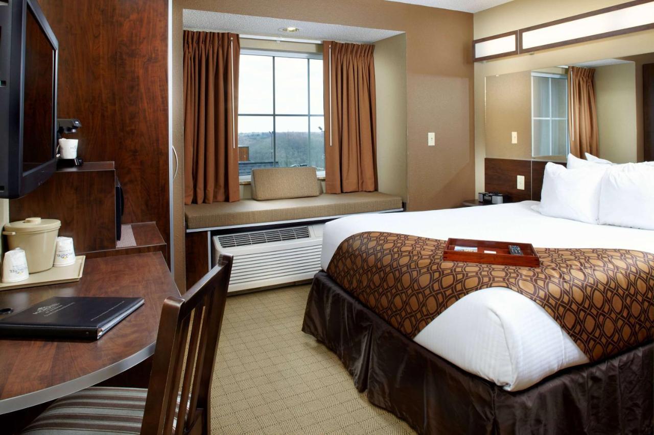 Microtel Inn & Suites By Wyndham St Clairsville - Wheeling St. Clairsville Екстериор снимка