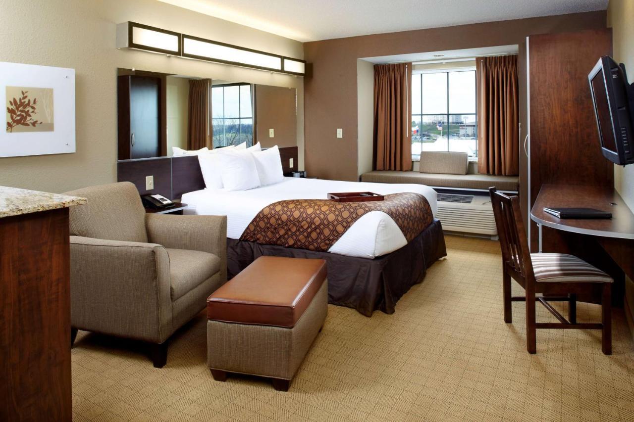 Microtel Inn & Suites By Wyndham St Clairsville - Wheeling St. Clairsville Екстериор снимка